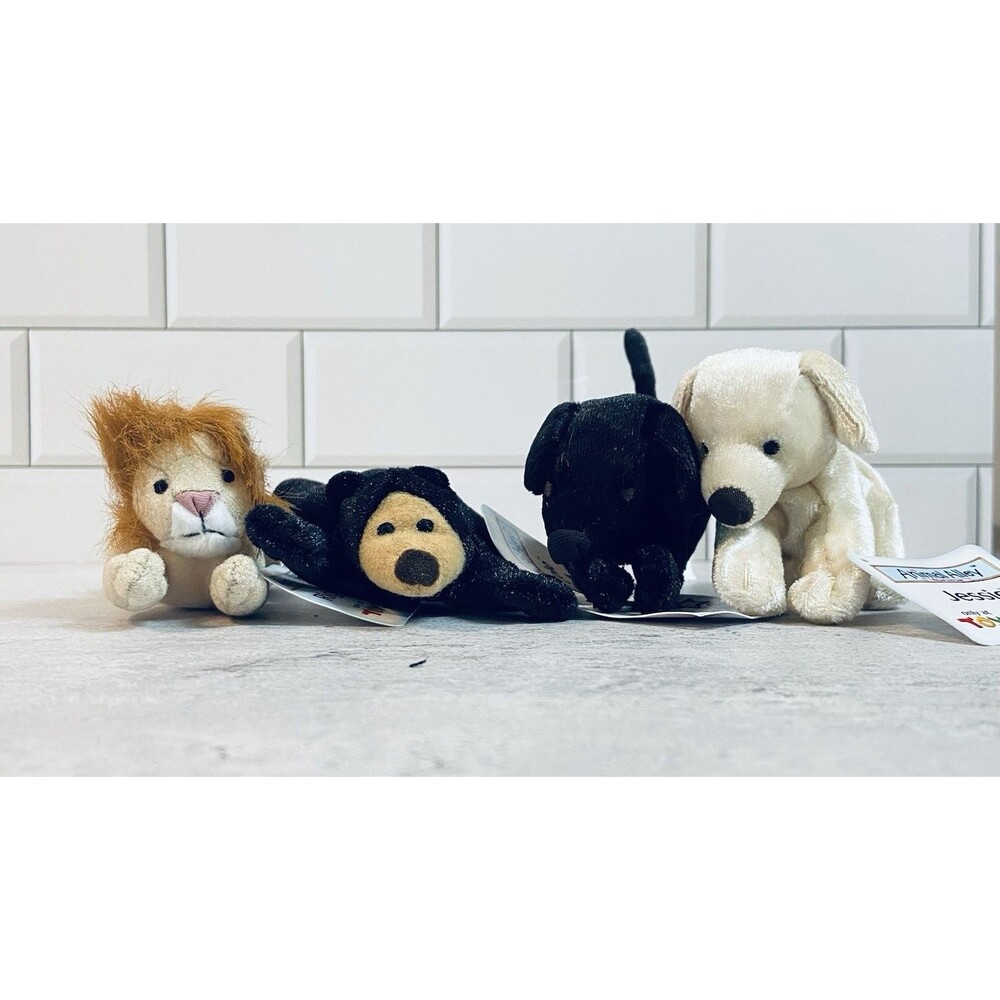 Vintage McDonalds Toys "R" Us Animal Alley Riggsley, Lickerish, Jessie, And Cole